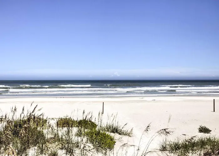 Walk To Beach: New Smyrna Beach Abode W/ Bbq!